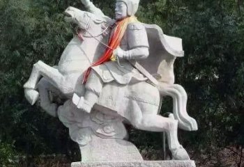 南通神帅韩信骑马石雕塑像，领雕塑定制出精美传奇