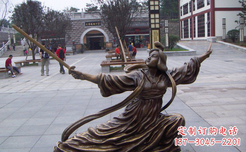 南通舞剑的古代美女古代人物铜雕