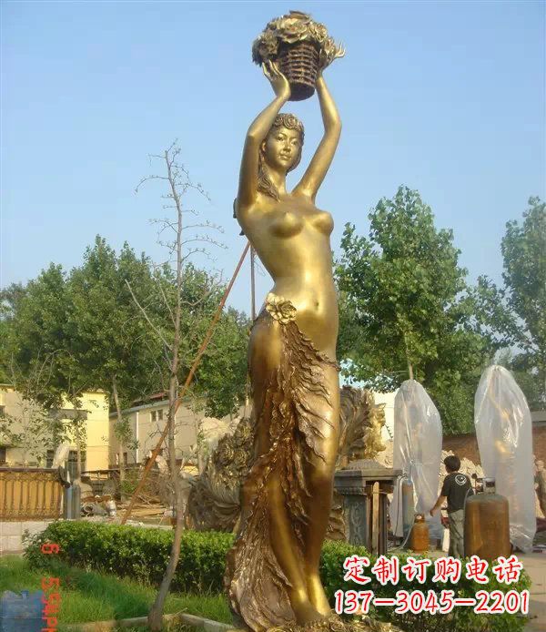 南通西方美女公园人物铜雕 (2)