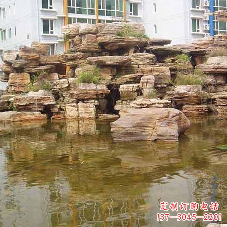 南通小区庭院假山鱼池