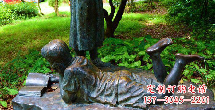 南通校园趴着看书的小男孩人物铜雕