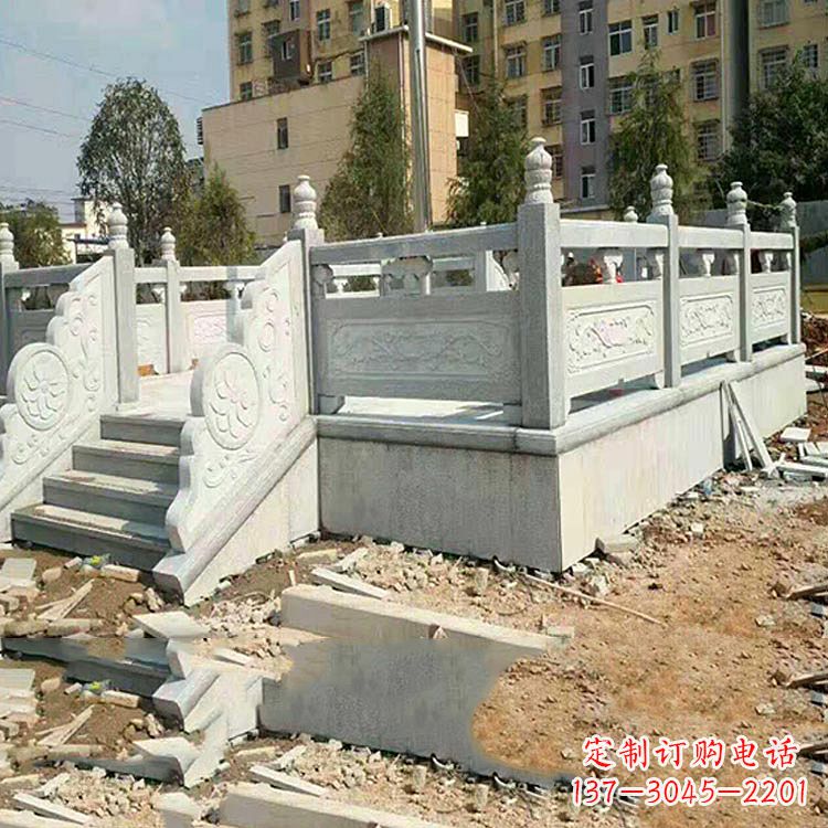 南通校园青石升旗台