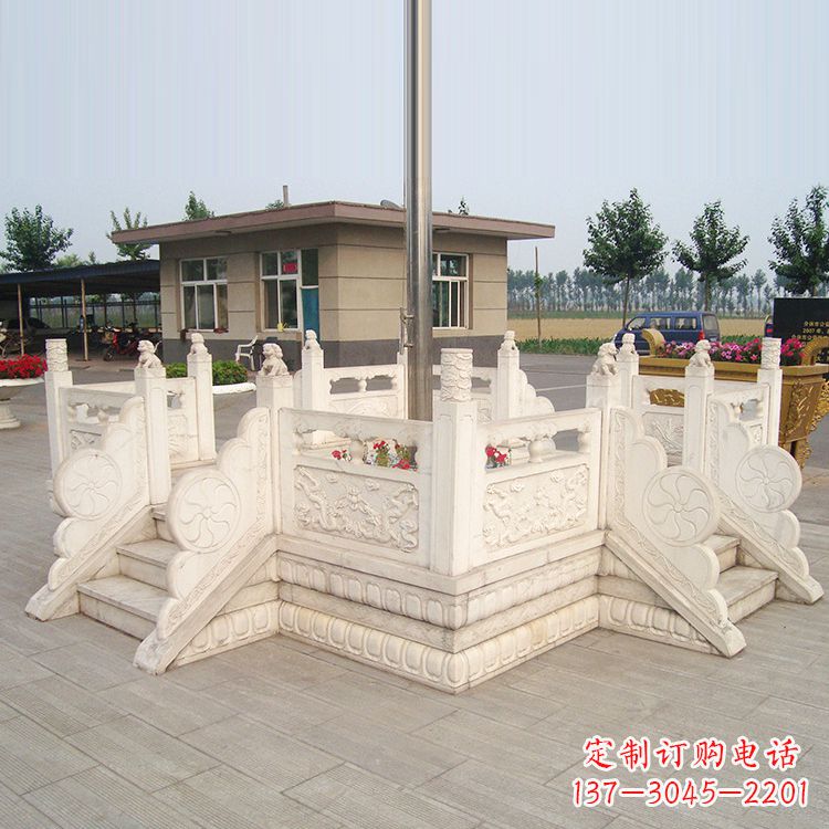 南通学校校园芝麻白广场升旗台