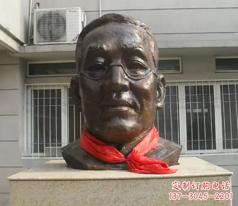 南通张伯岑校园名人头像铜雕