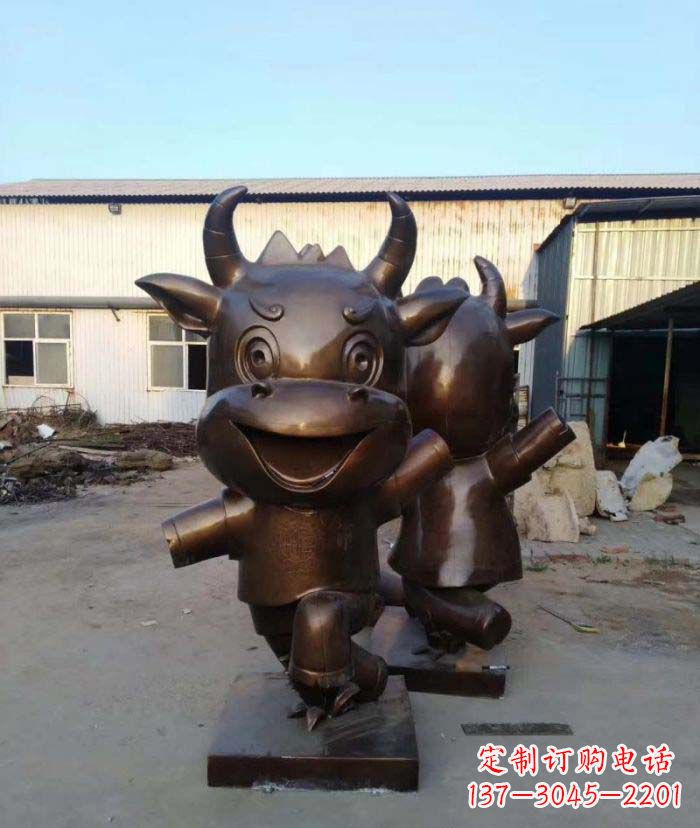 南通招财牛玻璃钢仿铜动物雕塑