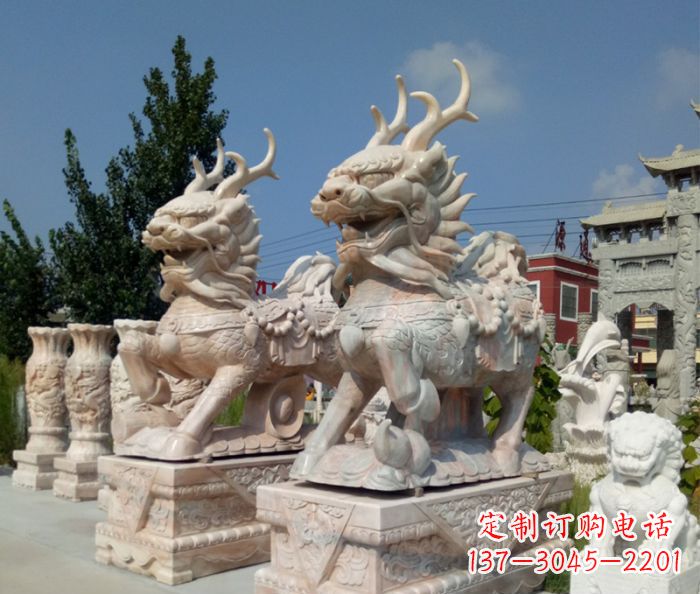 南通招财神兽晚霞红石雕麒麟