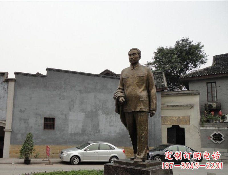 南通周恩来广场伟人铜雕
