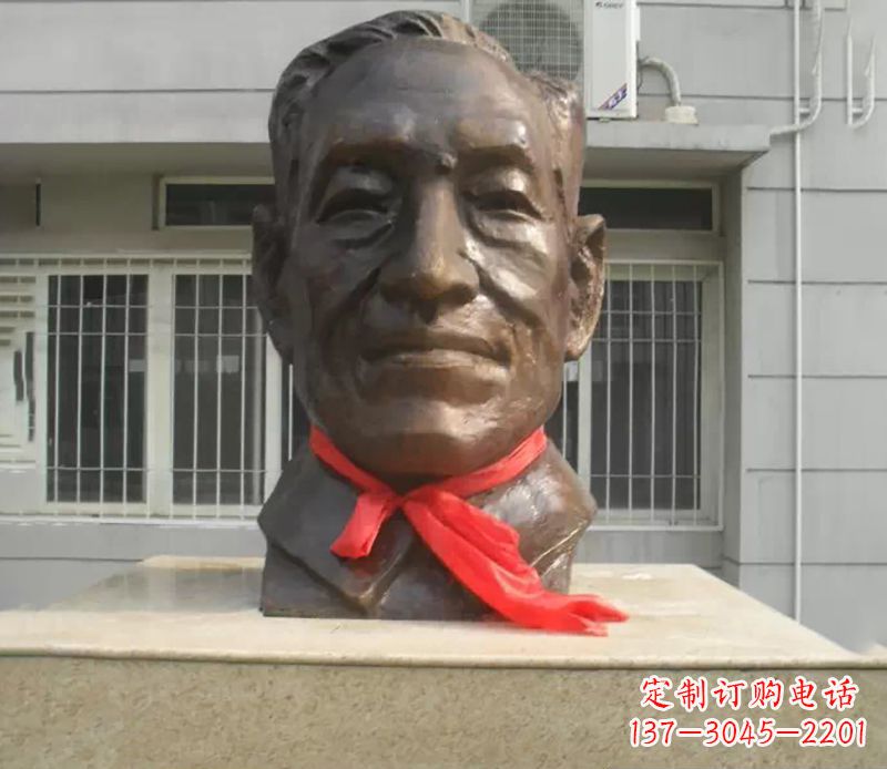 南通朱宪彝校园名人头像铜雕