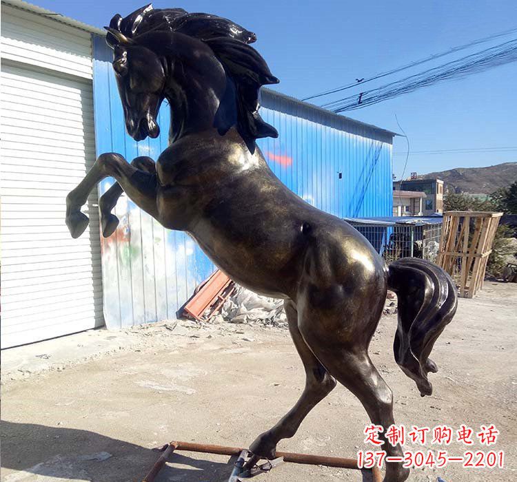 南通铸铜立马