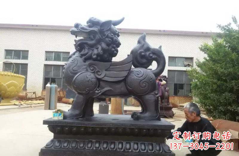 南通铸铜门口貔貅雕塑